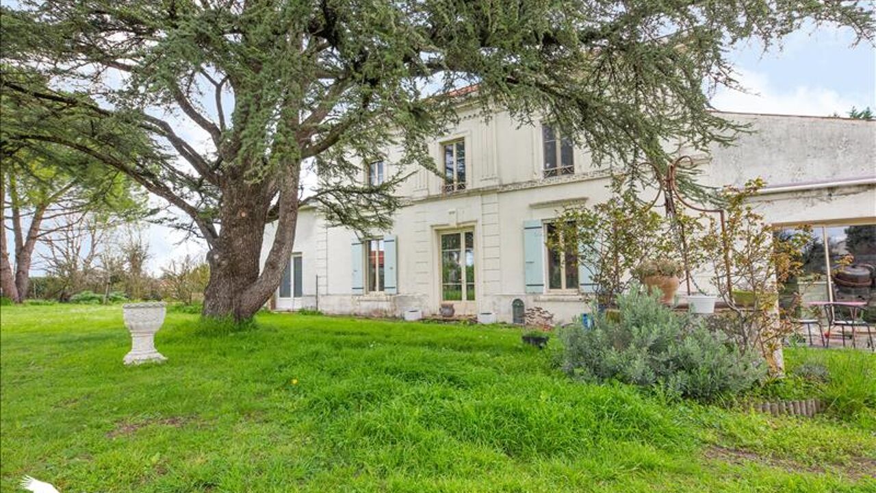 maison 14 pièces 415 m2 à vendre à La Tremblade (17390)