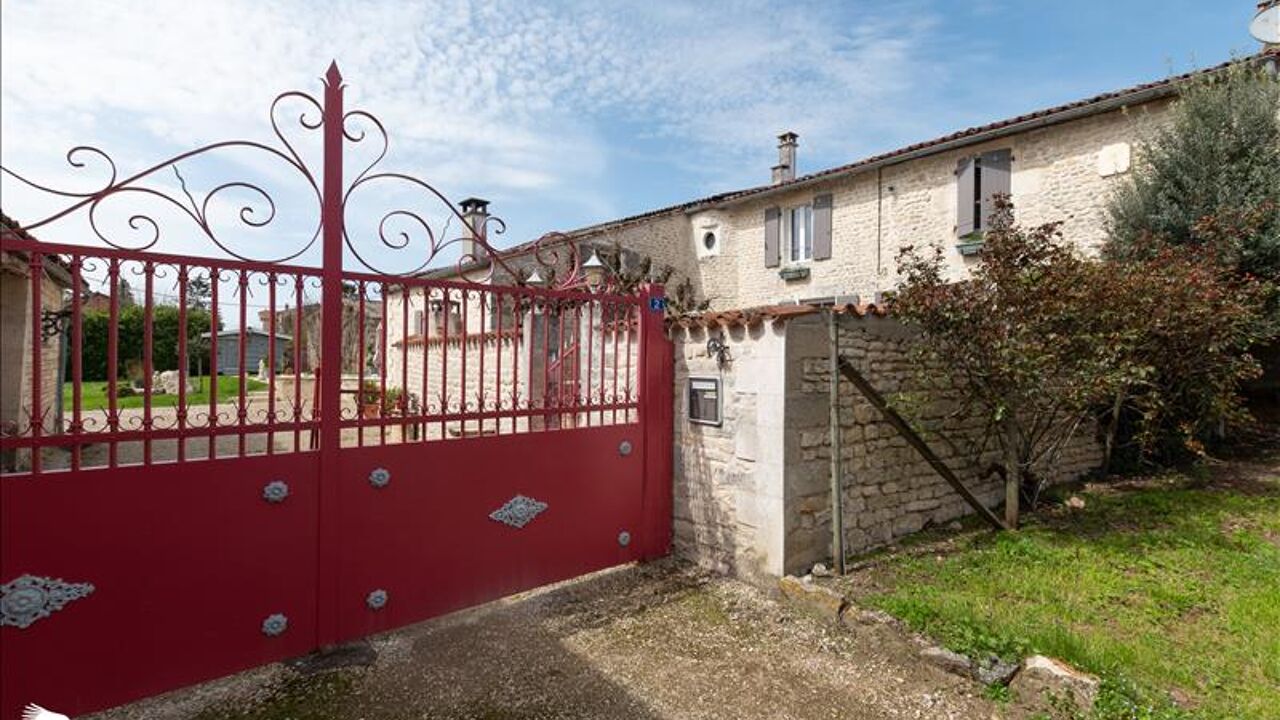 maison 5 pièces 158 m2 à vendre à Rouillac (16170)