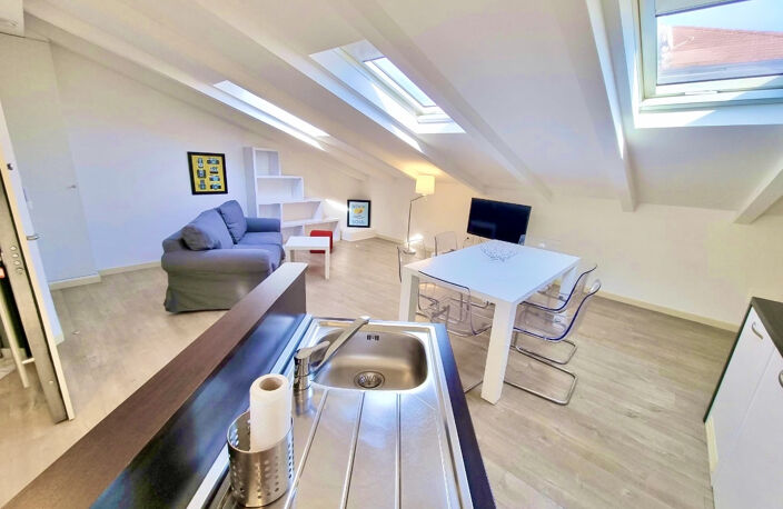 CANNES CENTRE BANANE T3 DE 97M2 SUD — photo 5