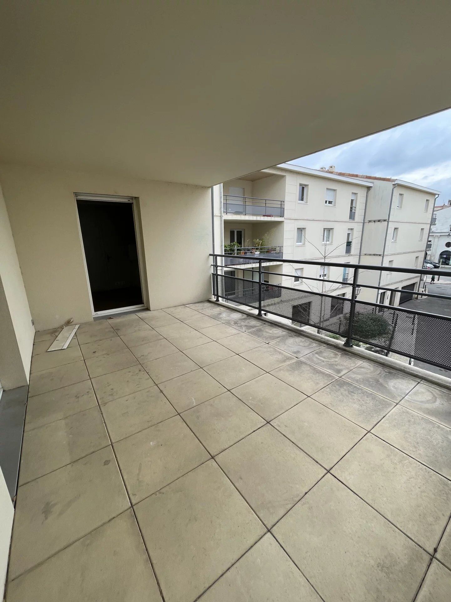 Appartement 4 pièces  à vendre Montélimar 26200