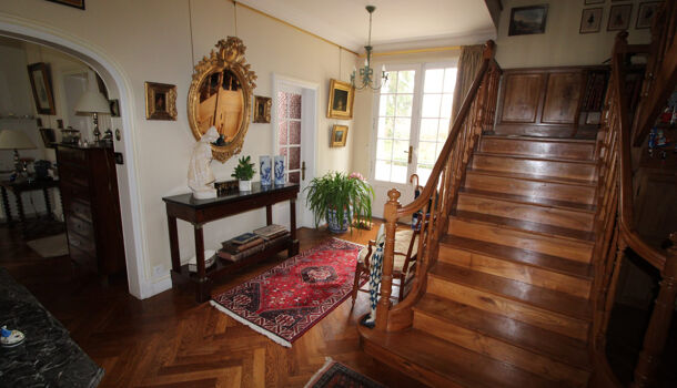 Villa / Maison 12 pièces  à vendre Jonzac 17500