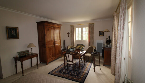 Villa / Maison 12 pièces  à vendre Jonzac 17500