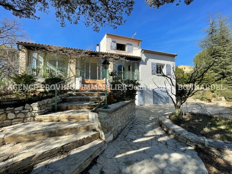 Villa / Maison  T8 à vendre Saint-Pantaléon-les-Vignes 26770