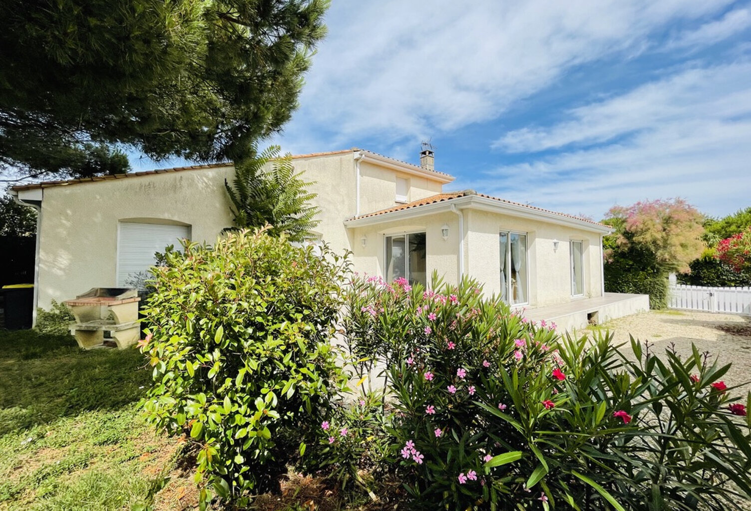 SAINT-PALAIS-SUR-MER, Maison 144m2 4 chambres + Studio, Proc — photo 1