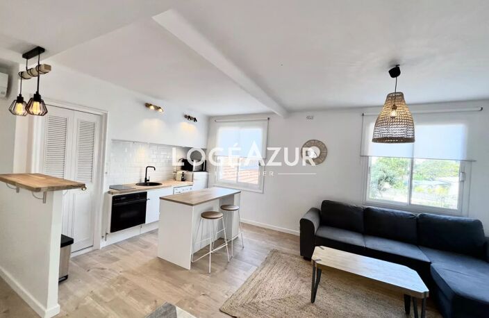LOCATION MEUBLÉE STUDIO - GOLFE JUAN PORT — photo 2