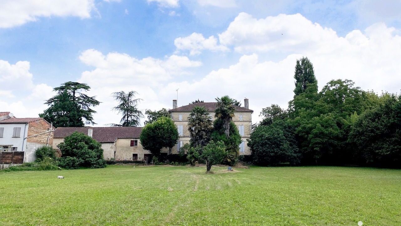 maison 8 pièces 650 m2 à vendre à Saint-Hilaire-de-Lusignan (47450)