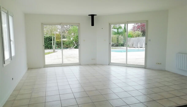 Villa / Maison 5 pièces  à vendre Saint-Jean-de-Liversay 17170