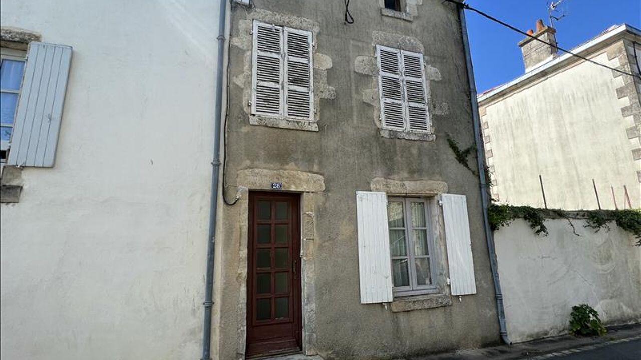 immeuble  pièces  m2 à vendre à Celles-sur-Belle (79370)