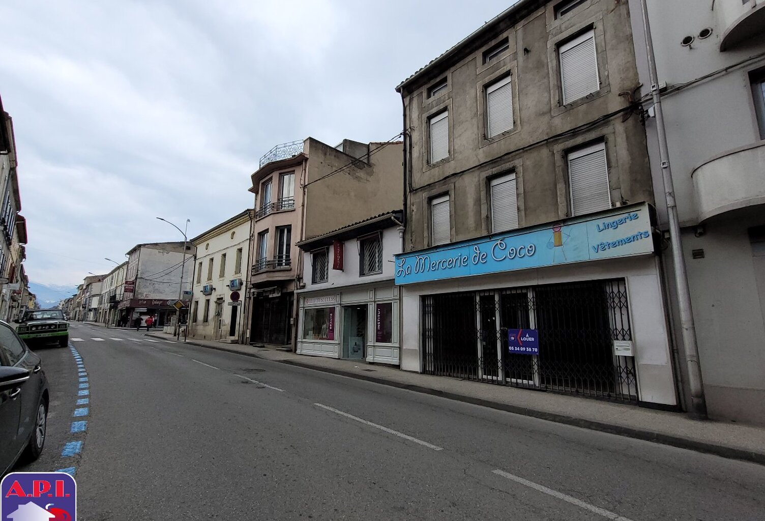 Location commerce 2 pièces 104 m² à Lavelanet (09300) — photo 1
