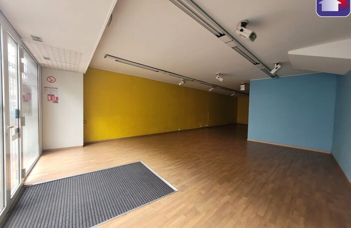 Location commerce 2 pièces 104 m² à Lavelanet (09300) — photo 4