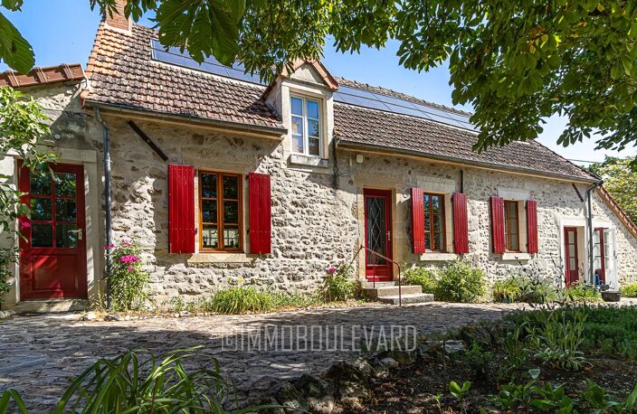 À vendre Indre (36) : domaine de caractère avec gîte — photo 2