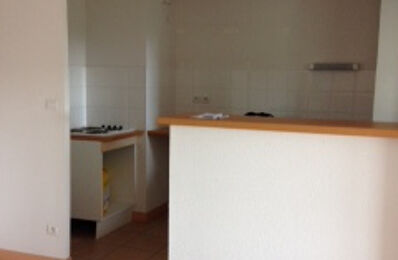 location appartement 660 € CC /mois à proximité de Lasserre-Pradère (31530)