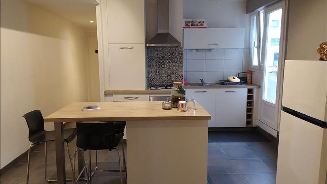 appartement 2 pièces 70 m2 à vendre à Carhaix-Plouguer (29270)