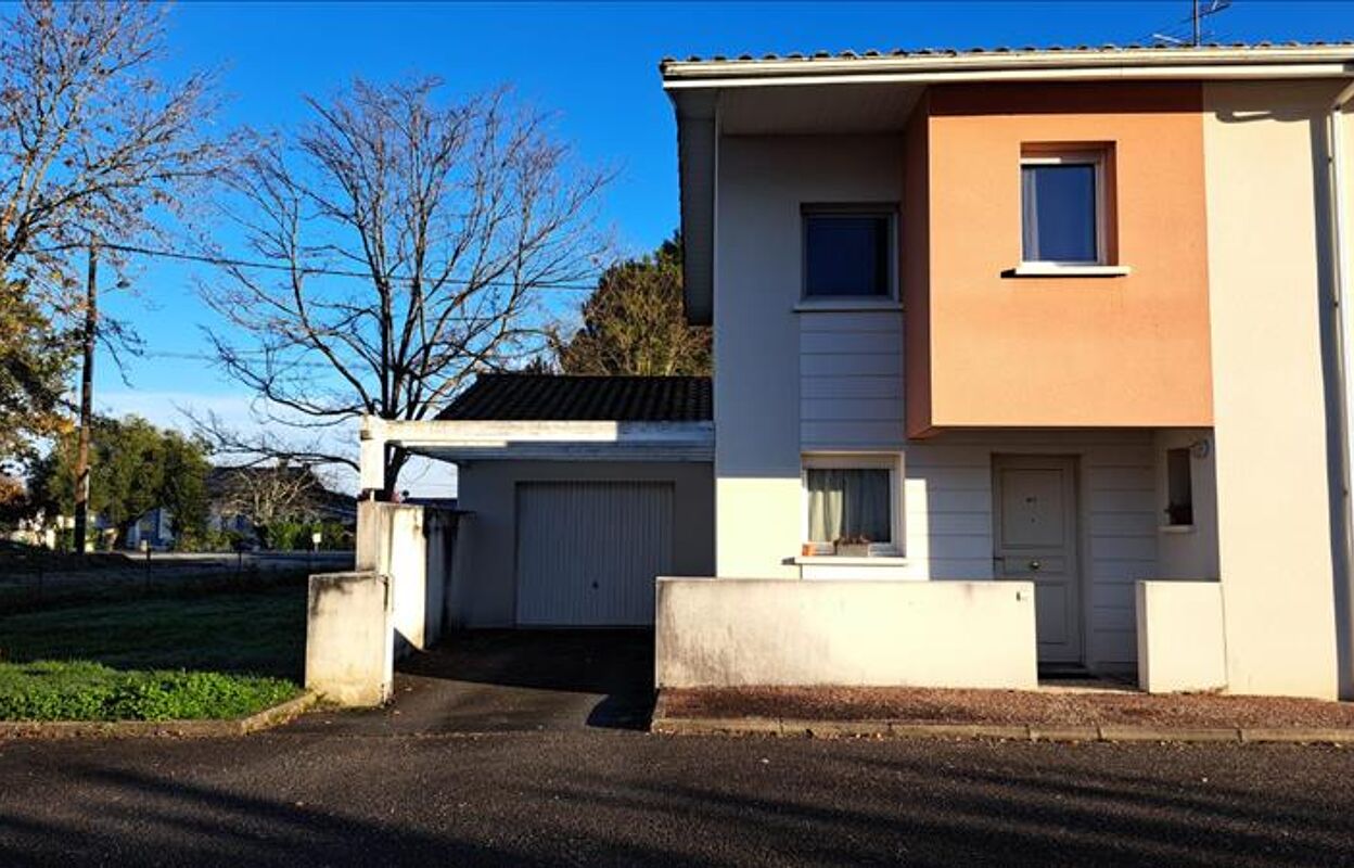 maison 4 pièces 79 m2 à vendre à Saint-Seurin-sur-l'Isle (33660)