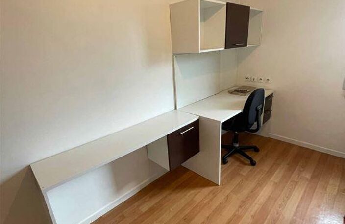 Appartement - 18m² - Paris 18 — photo 2