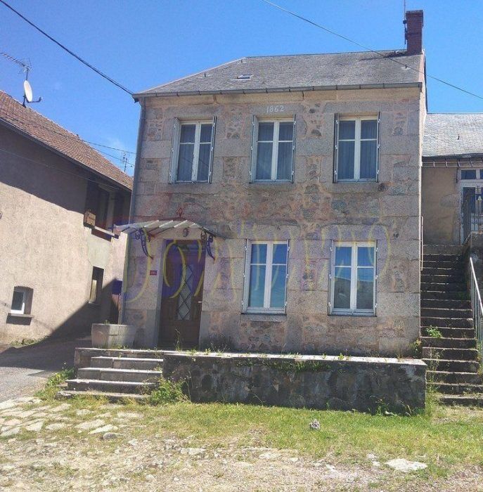 Vente Maison 120 m² à Saint-Brisson 77 000 €