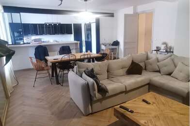 Appartement 4 pièces 211000 €