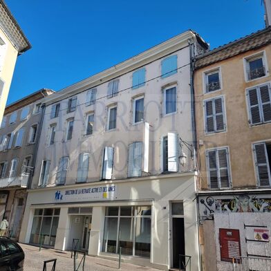 Immeuble  192000 €