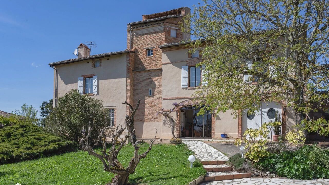 maison 11 pièces 426 m2 à vendre à La Salvetat-Belmontet (82230)