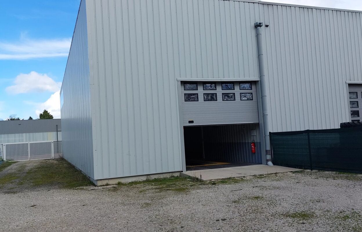 local industriel  pièces 240 m2 à vendre à Bar-le-Duc (55000)