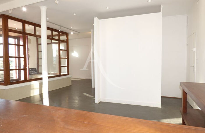 Local commercial Saint Jean De Luz d'environ 50 m2 — photo 5