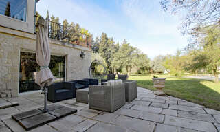 Maison 9 Pièces 325 m² à vendre à Nîmes (30900)