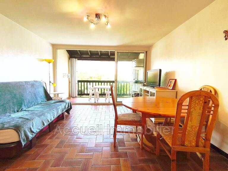 P3 traversant au 1er et dernier étage au calme.<BR>Environ 68 m² — photo 1