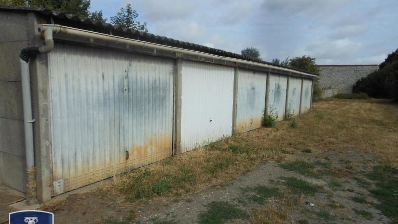 garage  pièces  m2 à louer à Châteauroux (36000)