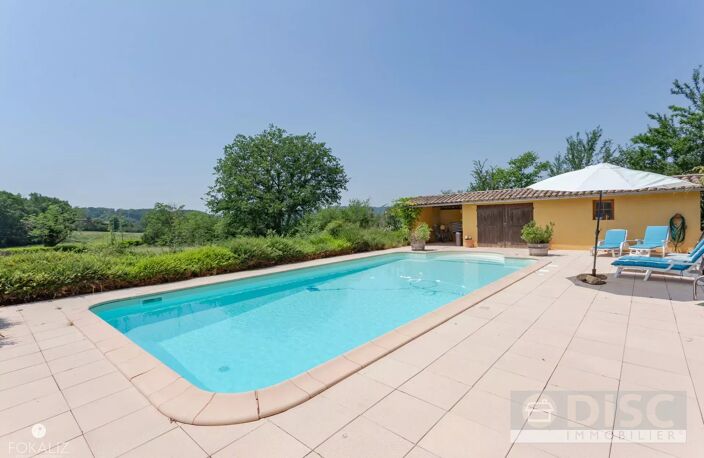 Belle maison avec dépendance, jardin et piscine — photo 4