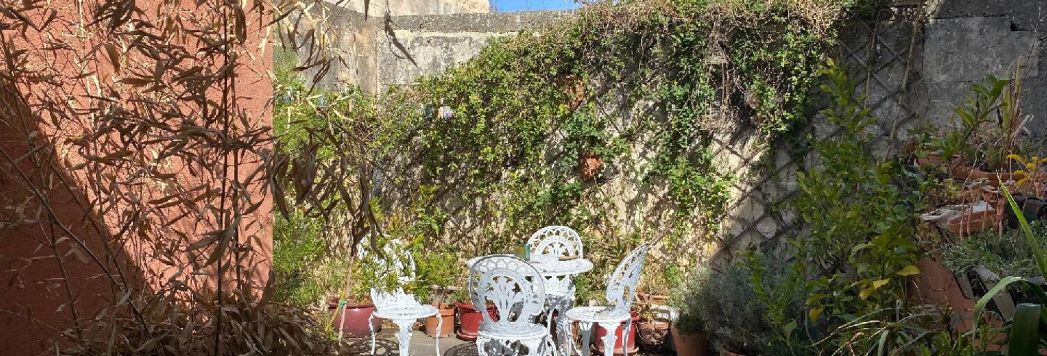 Appartement 5 Pièces 109 m² à vendre à Arles (13200)