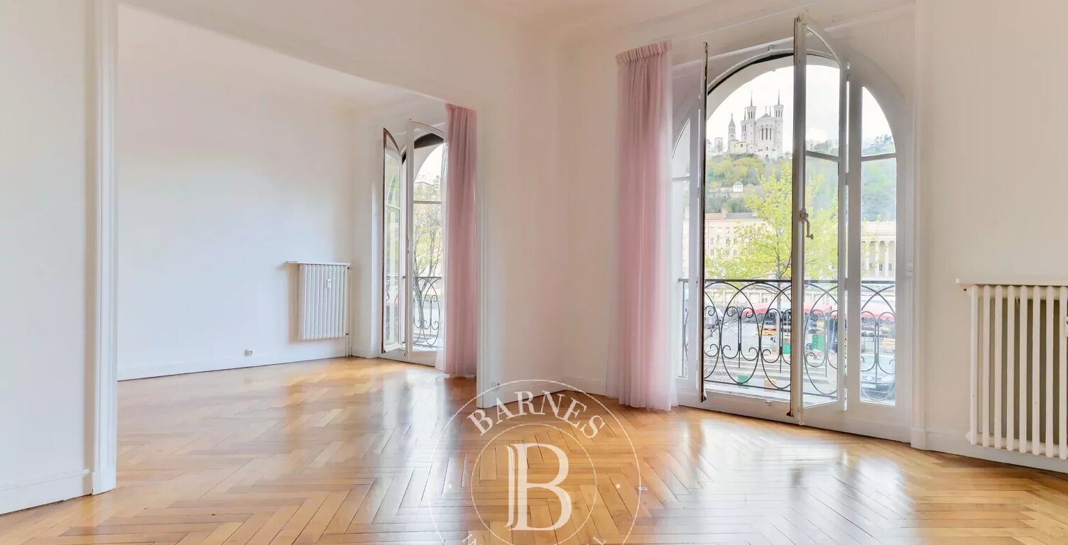 LYON 2- Célestins- Appartement de 113 m²- Grenier- Cave- 2 chambres — photo 1