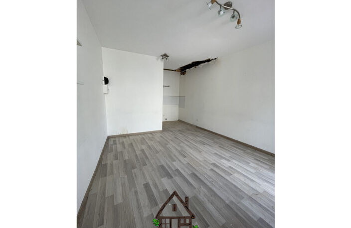 Vente local industriel 1 pièce 22 m² Vernon (27200) — photo 2