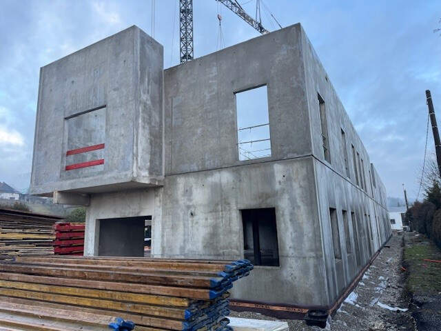 LOCAUX D'ACTIVITES - COMMERCES - BUREAUX - PROFESSION LIBERALE - ATELIERS — photo du bien