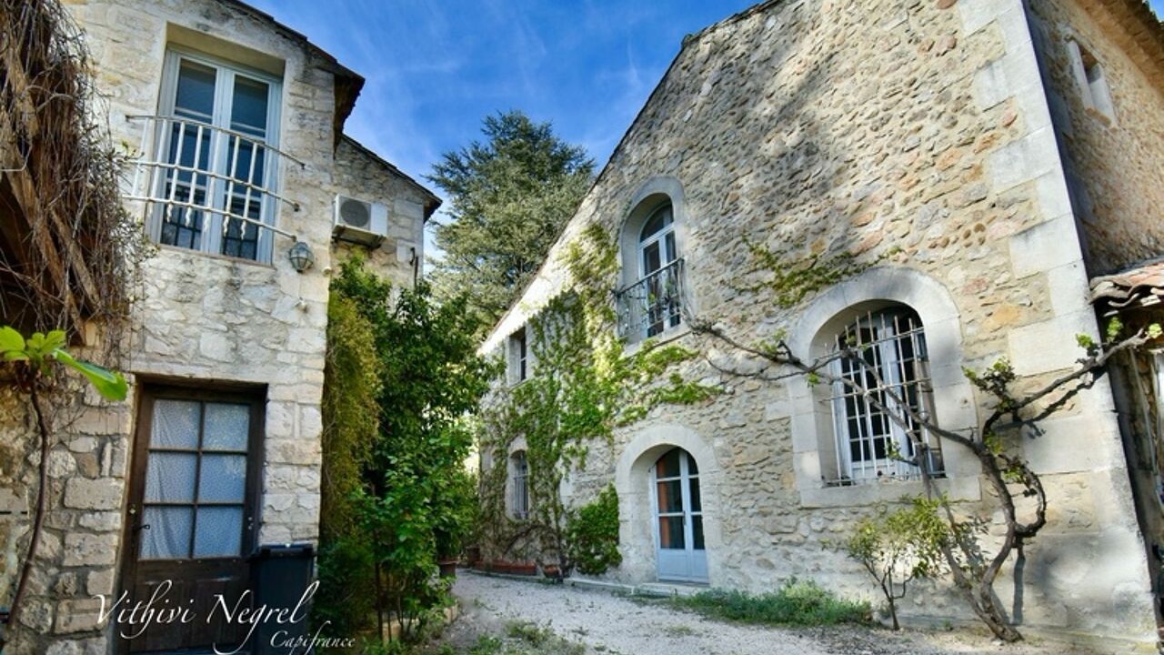 maison 15 pièces 585 m2 à vendre à Mouriès (13890)