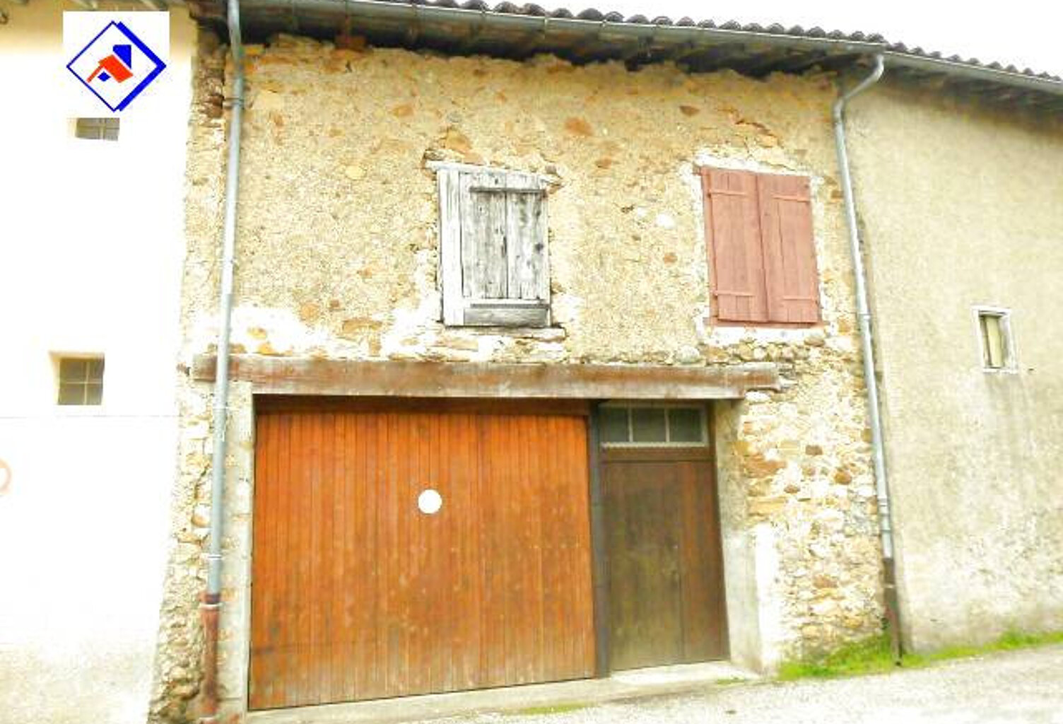 GARAGE PIERRE ET BOIS DE 45 M²  — photo 1