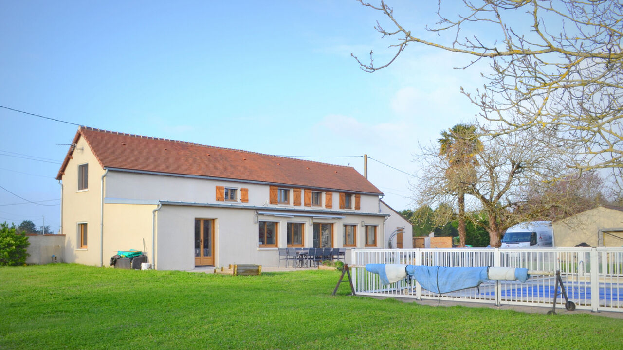 maison 10 pièces 208 m2 à vendre à Châtellerault (86100)