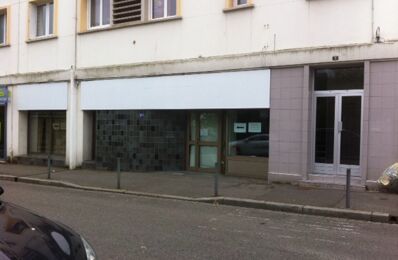 location commerce 1 614 € CC /mois à proximité de Lorient (56100)