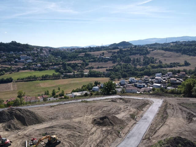 Terrain à bâtir viabilisé d'une superficie de 520 m2 — photo du bien