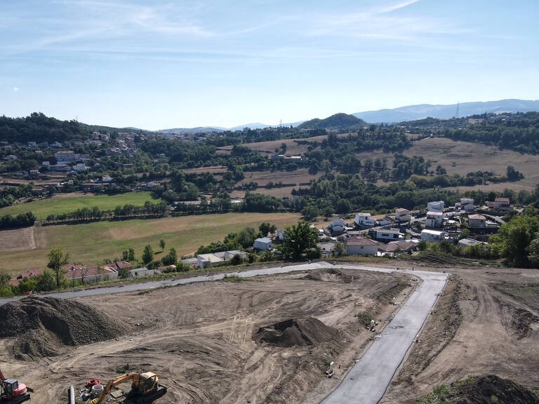Terrain à bâtir viabilisé d'une superficie de 520 m2 — photo 1