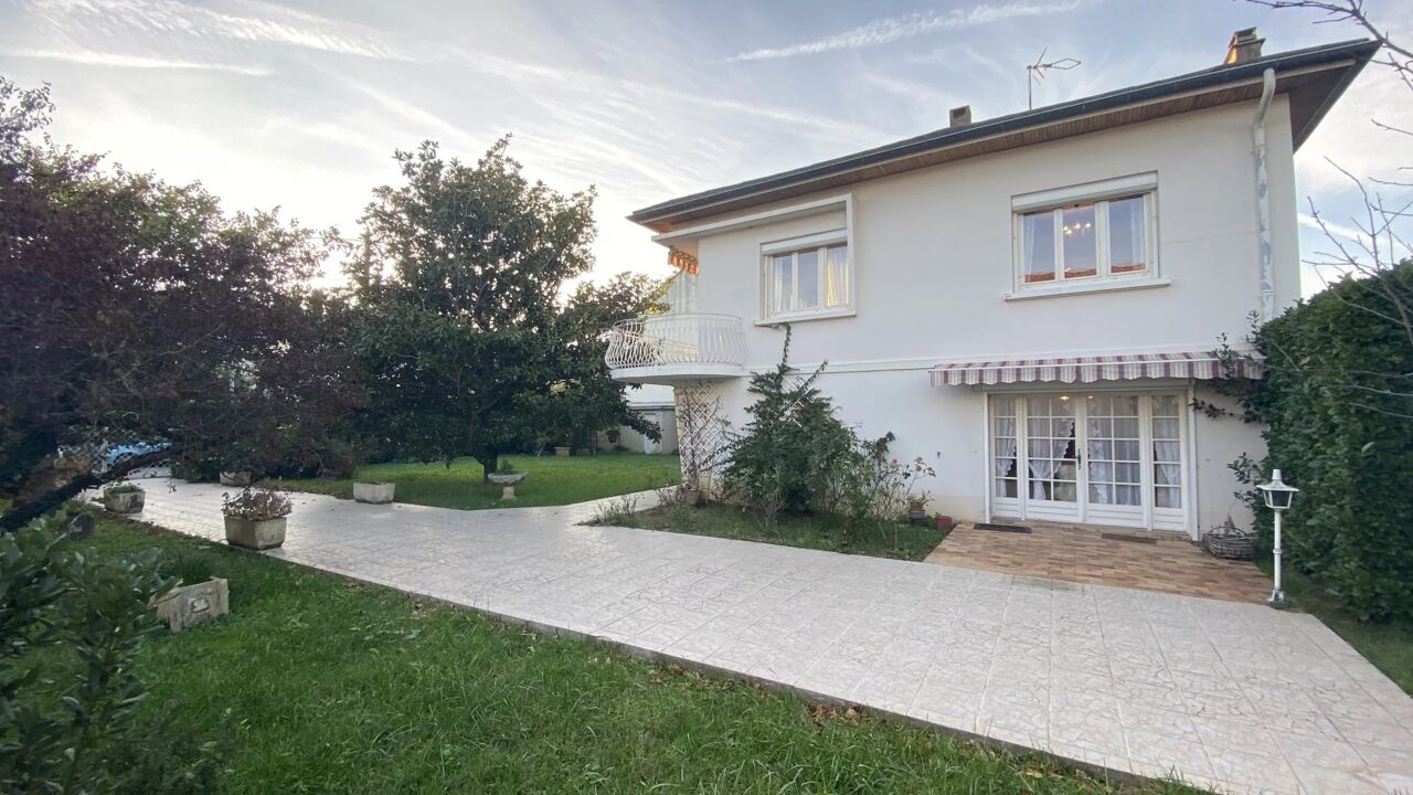 maison 6 pièces 132 m2 à vendre à Montélimar (26200)