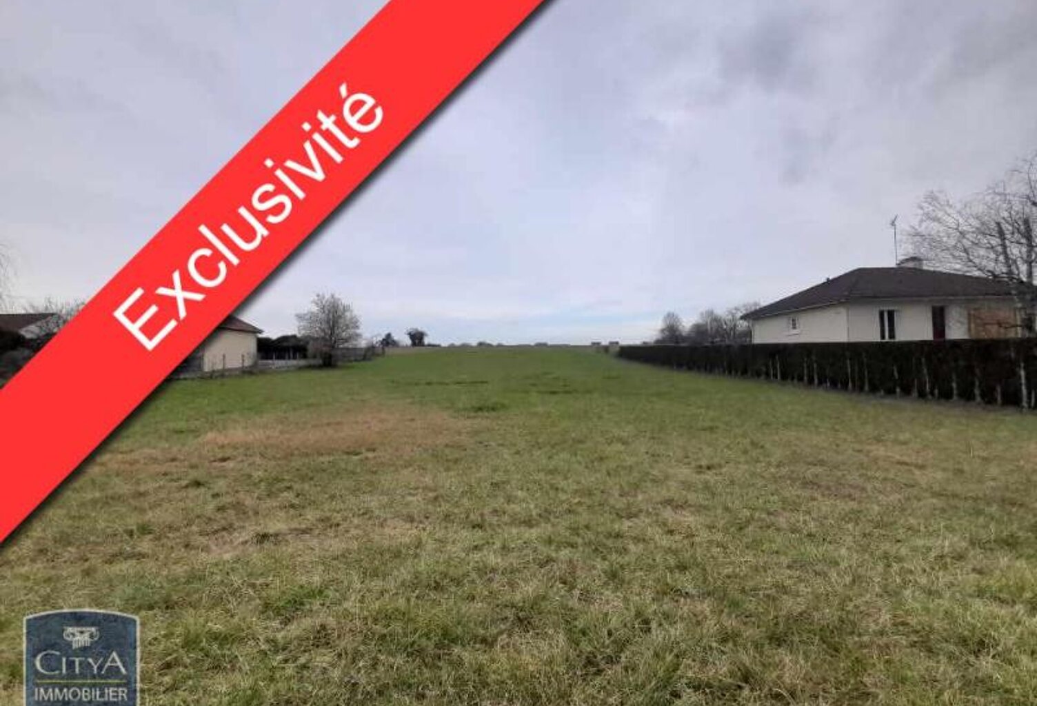 Vente terrain  5239 m² Châteauroux (36000) — photo 1