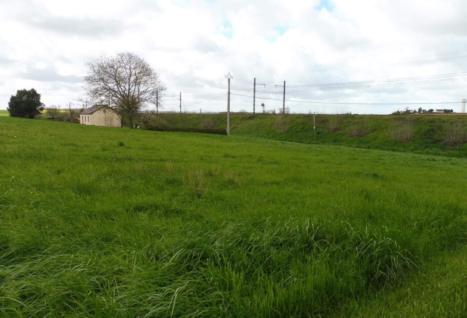 Vente terrain  830 m² Noyant-de-Touraine (37800) — photo 1