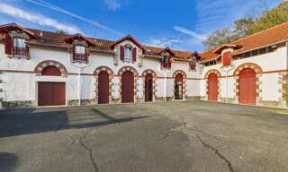 Maison 9 Pièces 200 m² à vendre à Cambo-les-Bains (64250)