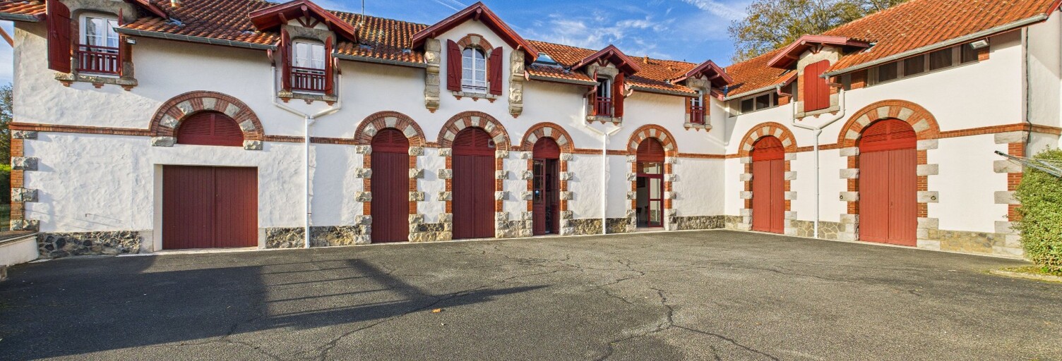 Maison 9 Pièces 200 m² à vendre à Cambo-les-Bains (64250)