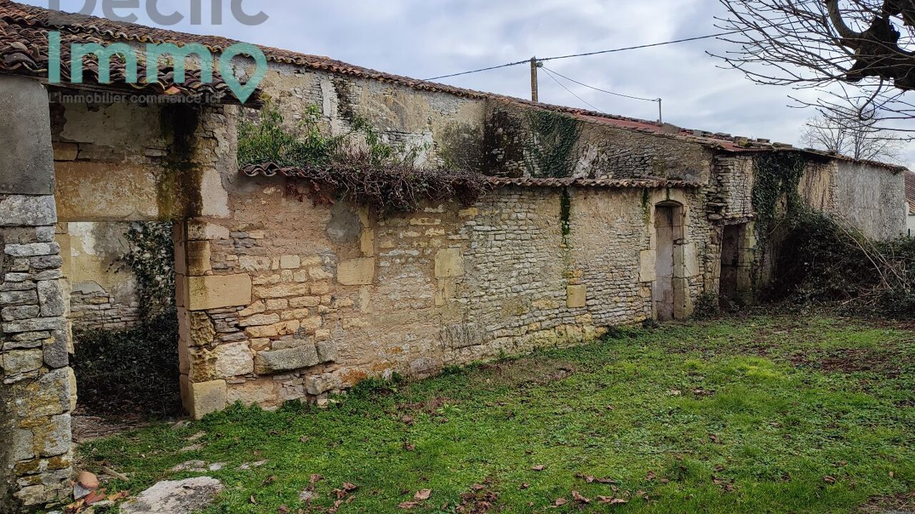 maison 5 pièces 145 m2 à vendre à Saint-Hilaire-de-Villefranche (17770)