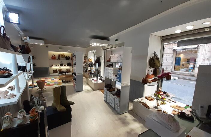Vente commerce  103 m² Chambéry (73000) — photo 3