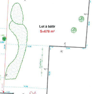 Terrain 678 m²