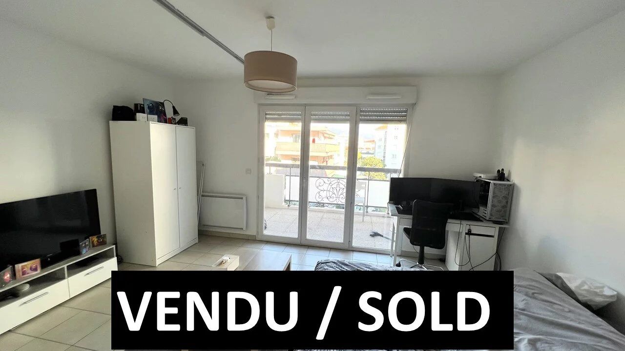 appartement 1 pièces 28 m2 à vendre à Saint-Laurent-du-Var (06700)