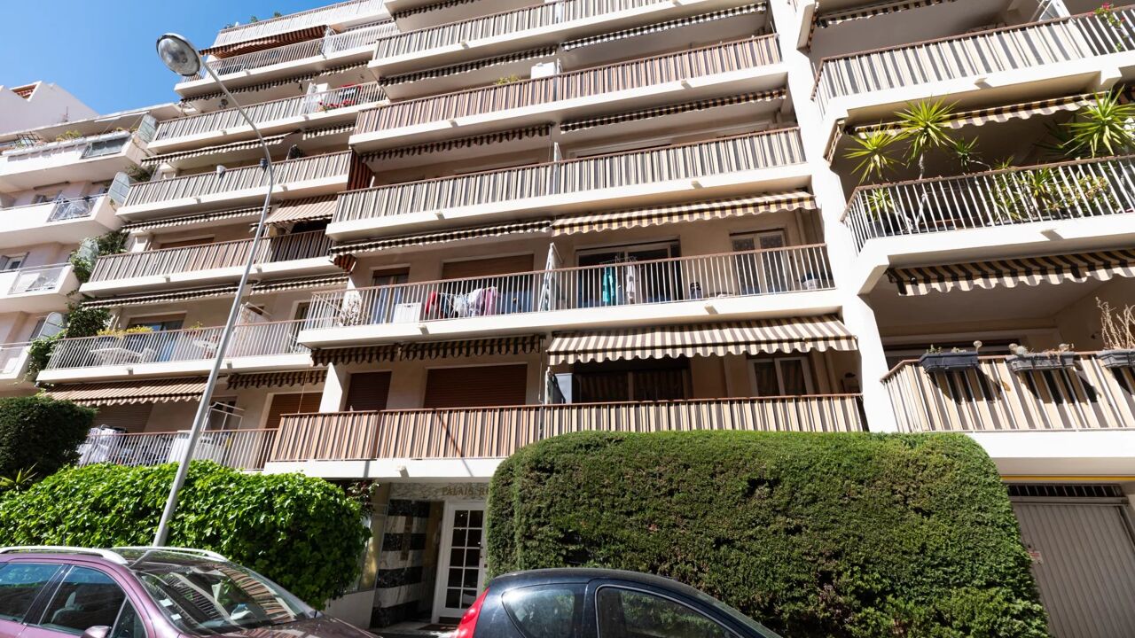 appartement 3 pièces 75 m2 à Nice (06000)