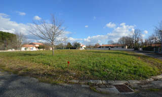 Terrain  780 m² à vendre à Montauban (82000)